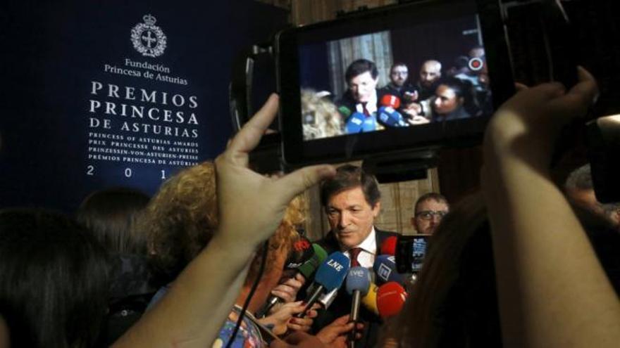 Javier Fernández advierte a la ministra Ribera que su política conduce la "desindustrialización"