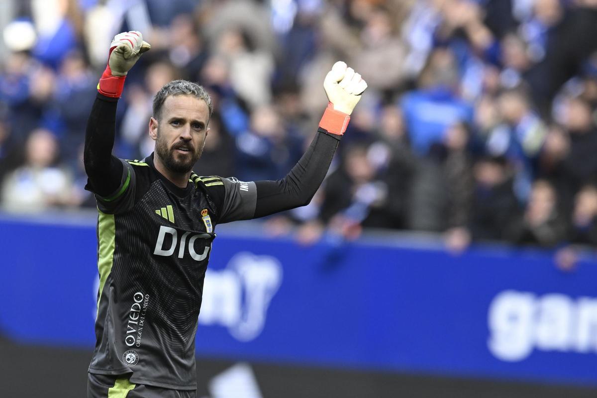 1-0. El Real Oviedo vuelve a ganar cuatro meses después