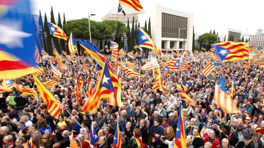 Manifestación independentista en noviembre de 2016 en Barcelona.