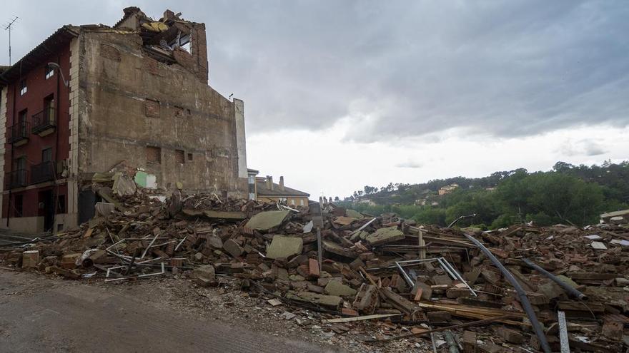 Caja Rural de Teruel condona las cuotas hipotecarias pendientes de este año a los afectados por el edificio derrumbado