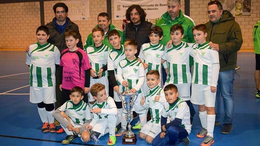 El Albendín conquista la corona provincial benjamín