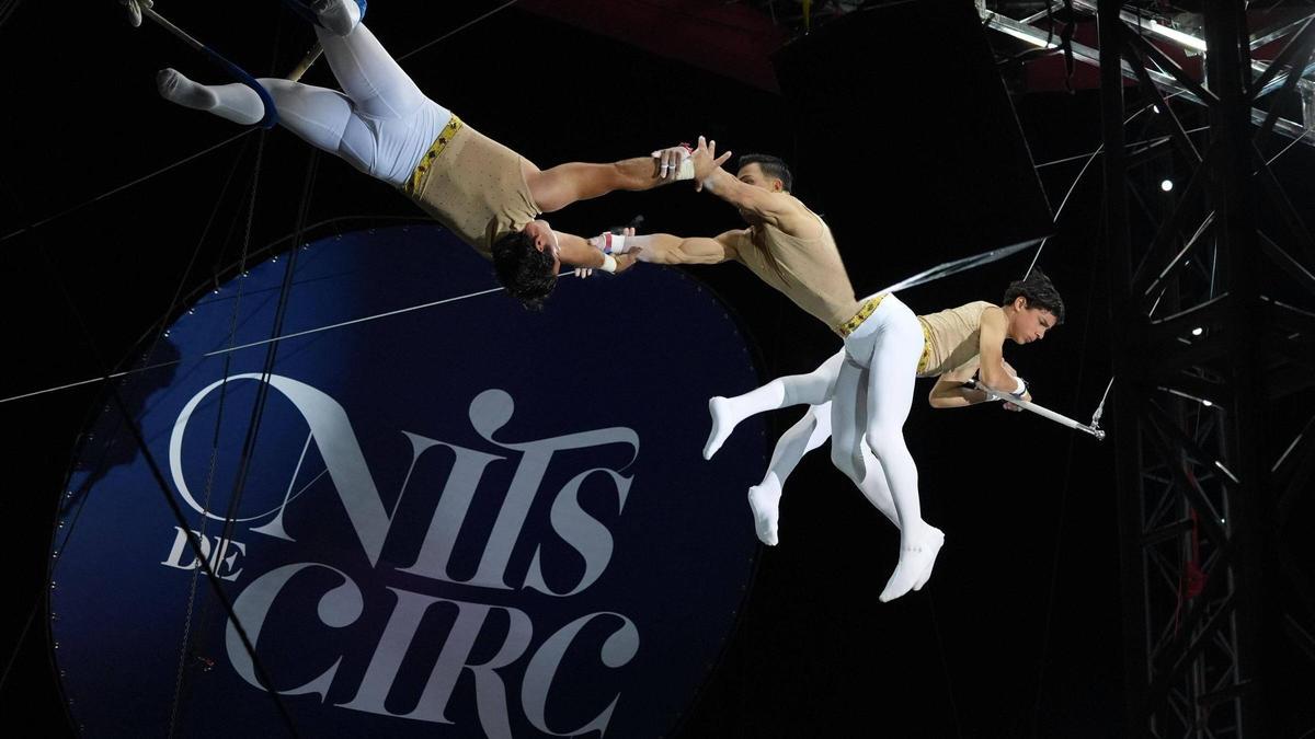 Nits de Circ.