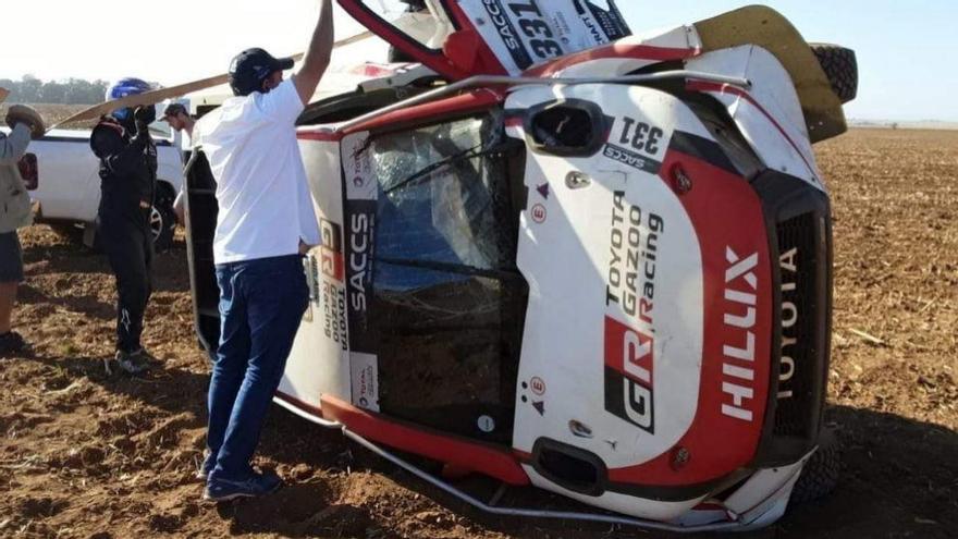 El cotxe, després de bolcar