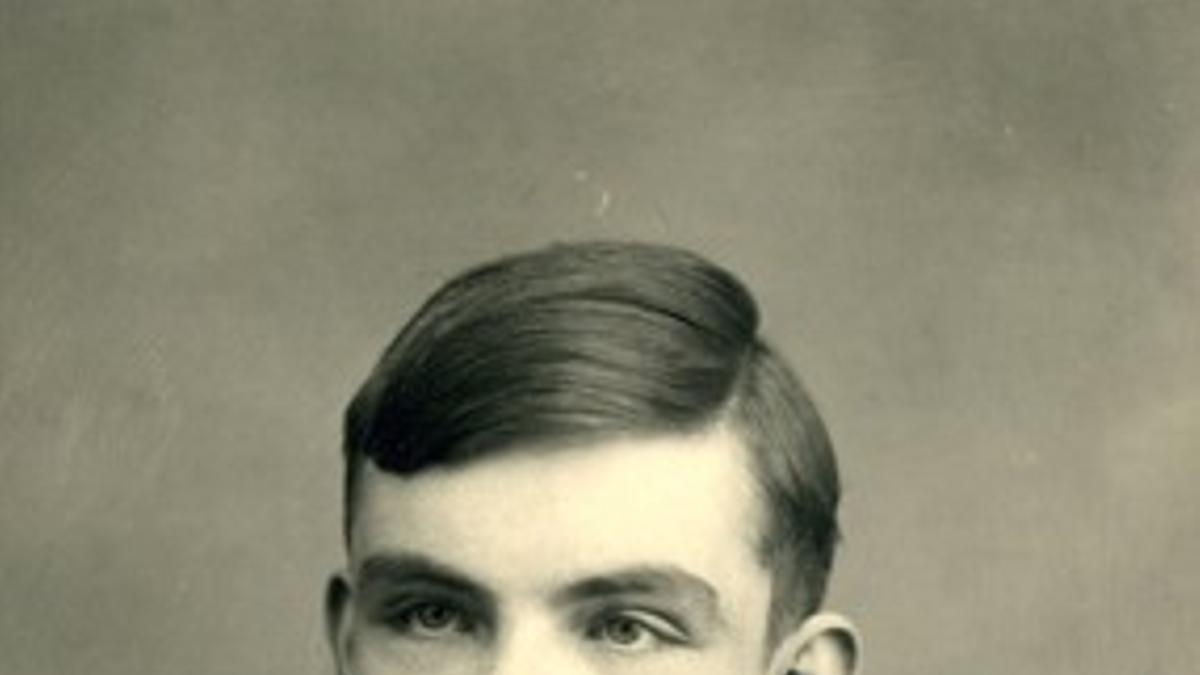 Indultado Alan Turing, padre de la informática condenado en 1952 por ser gay