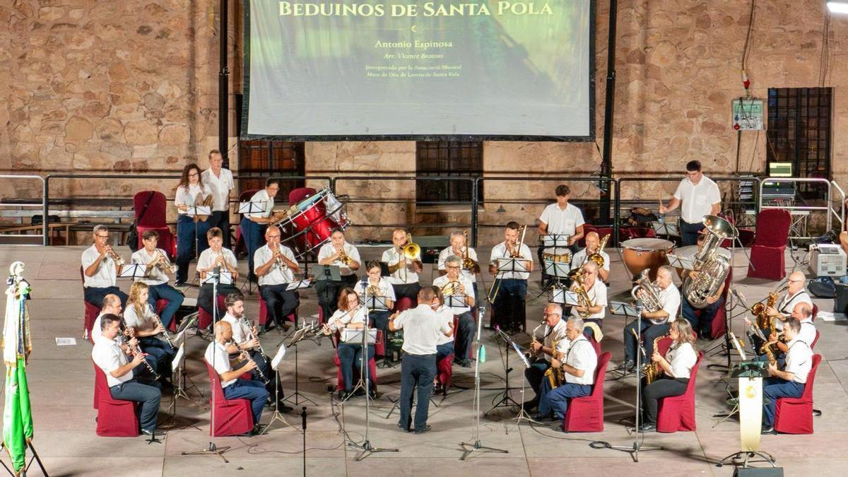 Santa Pola rescata tres décadas después un himno festero compuesto por el fundador de la Coral