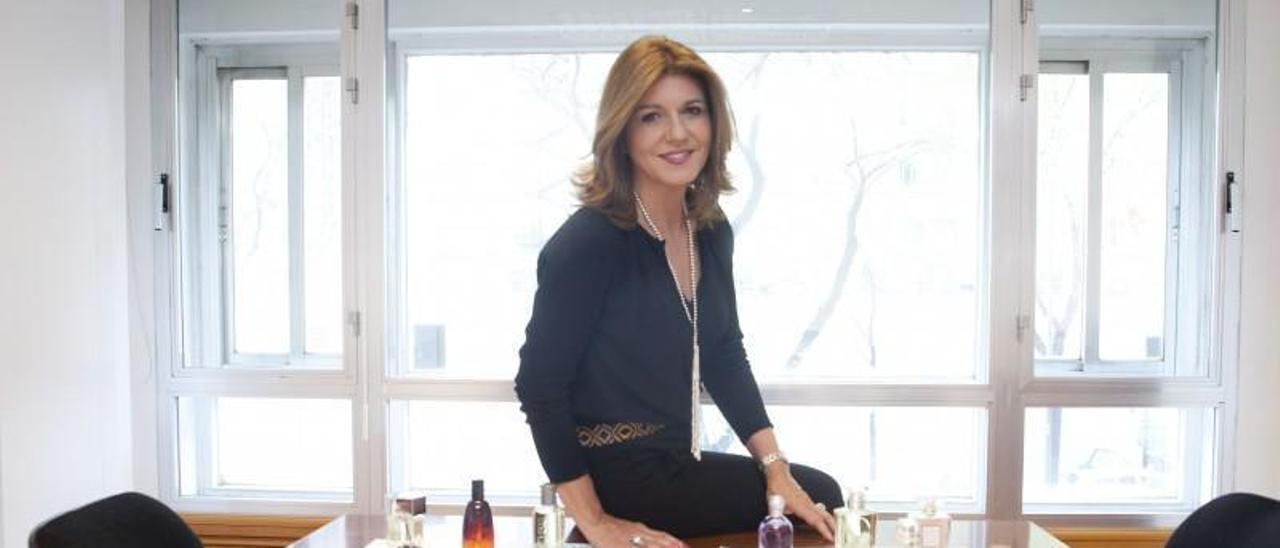 Val Díez, vicepresidenta de la Academia del Perfume.
