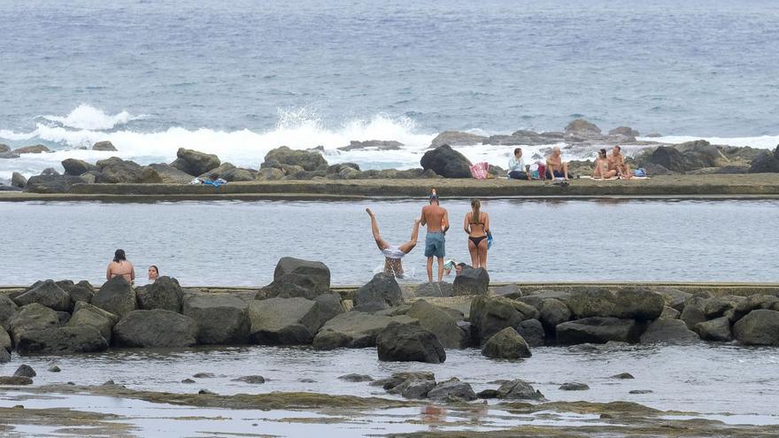 Fin de semana con avisos por calor, fenómenos costeros y viento fuerte