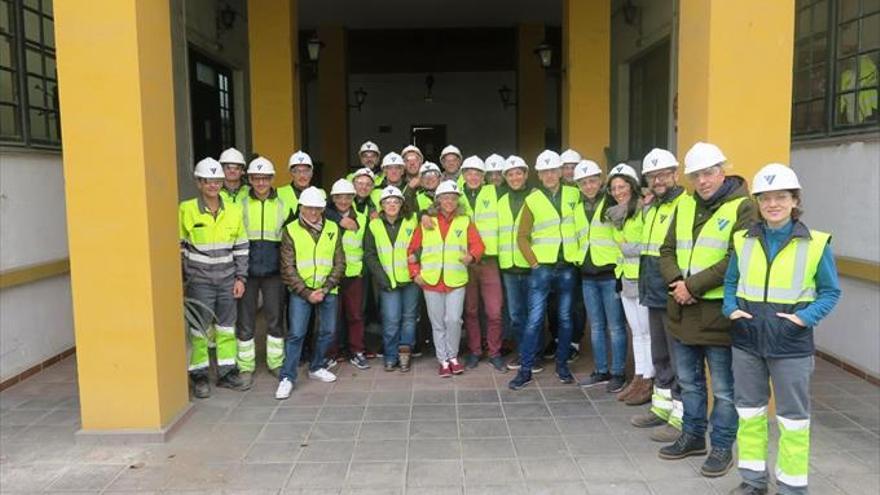 Cosmos recibe la visita de Proyecto Hombre