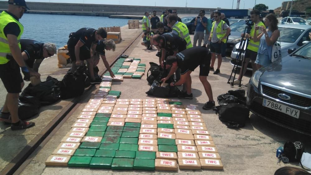 Zoll beschlagnahmt 300 Kilo Kokain auf Yacht vor Mallorca