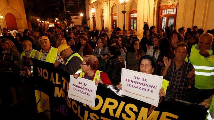 Concentración en Castelló contra la sentencia impuesta a la Manada de Manresa