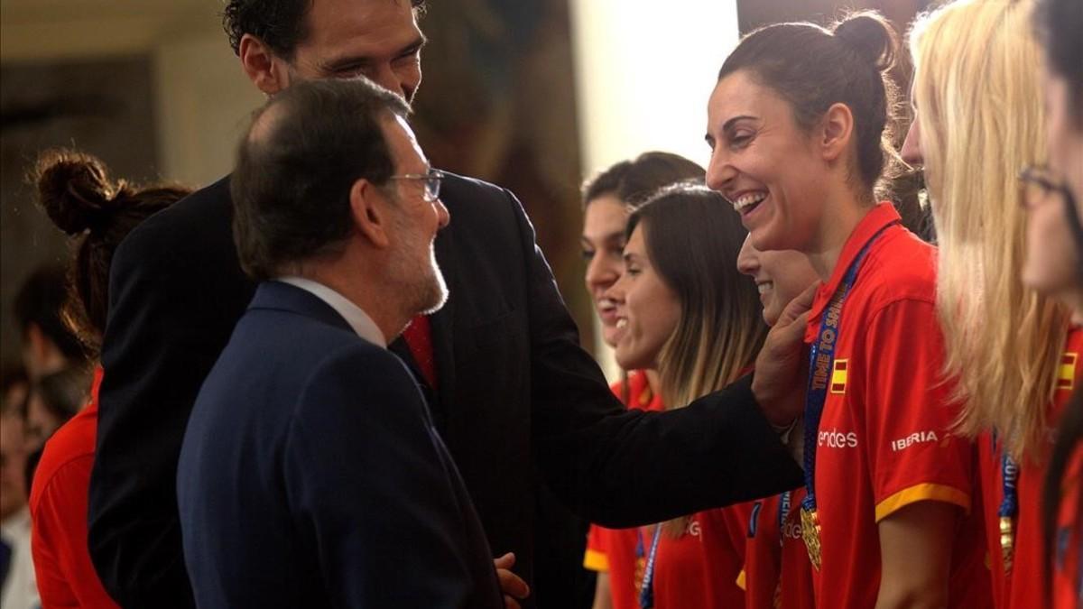 Alba Torrens, durante la recepción del equipo en el palacio de la Moncloa