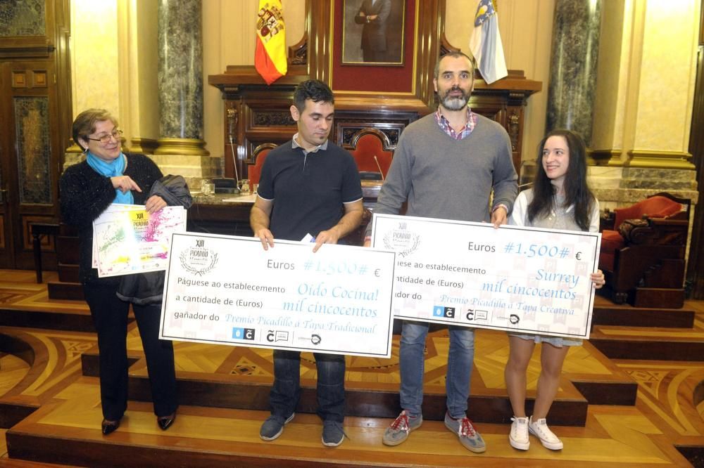 El concurso gastronómico reconoce este año el tartar de jurel de Taberna da Galera, la tapa de mejillón tigre de Oído Cocina y mar de fondo del Surrey como ganadoras entre 93 propuestas presentadas.