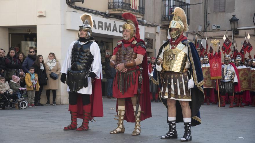 Romans i armats &#039;envaixen&#039; Sant Vicenç de Castellet