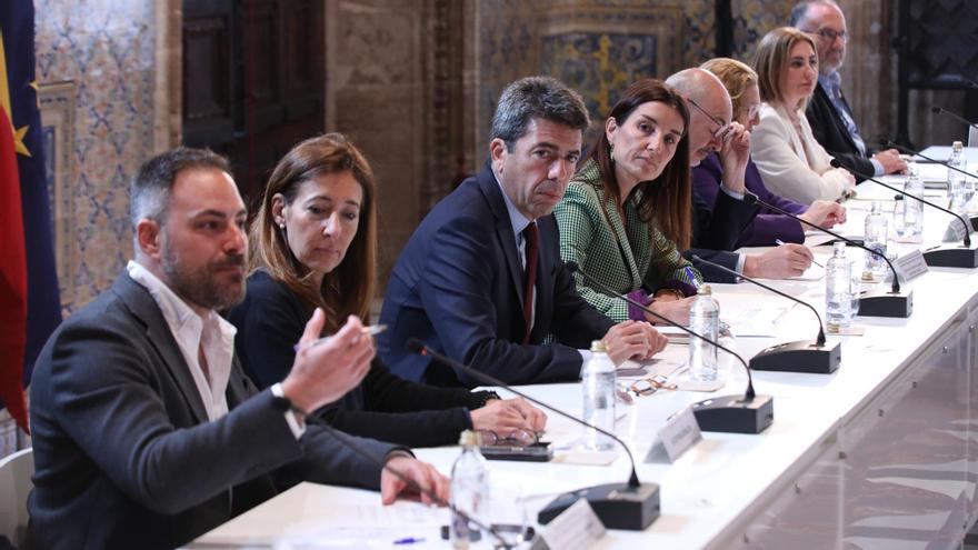 Mazón dice que &quot;no puede evitar pensar&quot; que hay &quot;estrategia&quot; en la carta de Sánchez