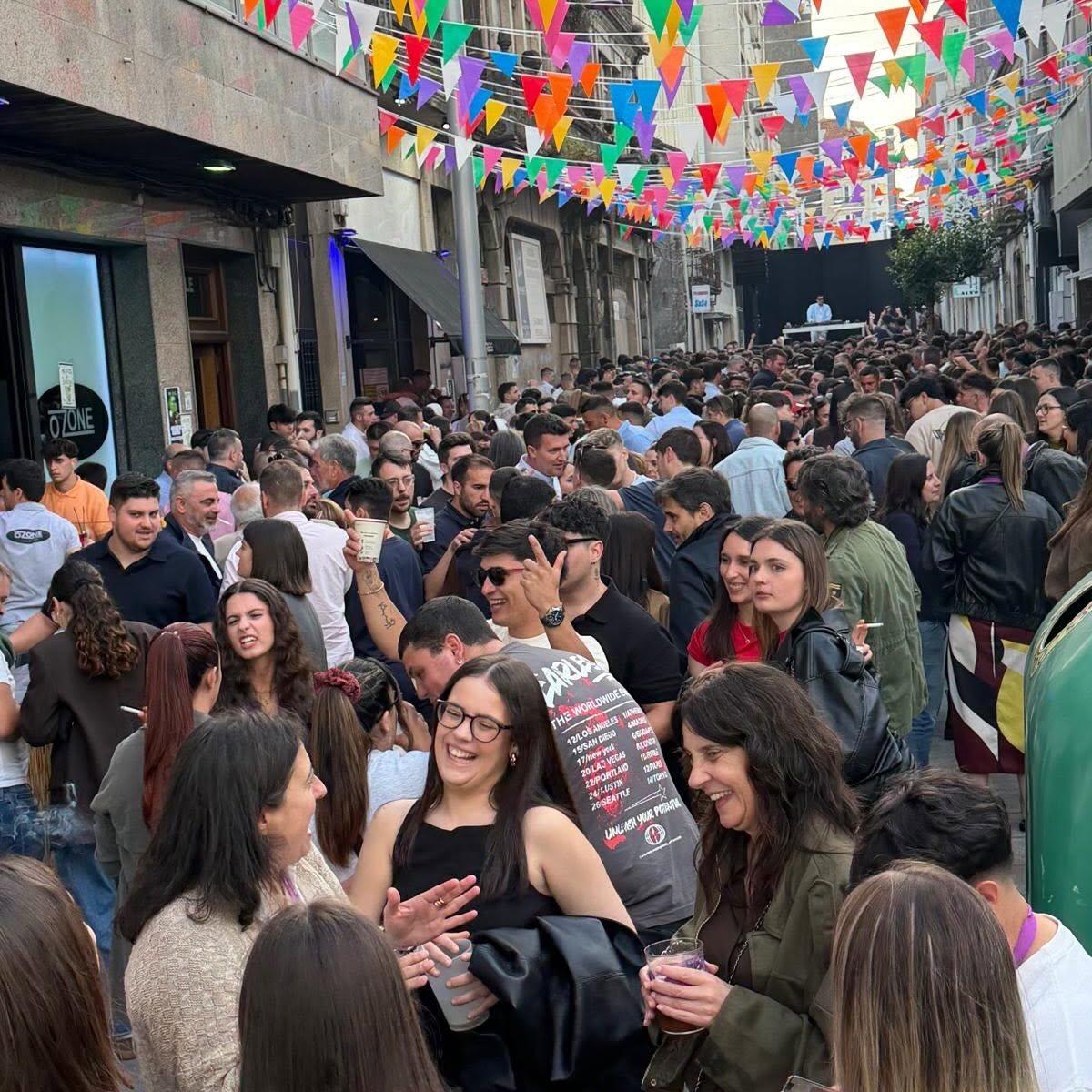 La Feira da Sidra más multitudinaria en fotos: A Estrada saboreó una edición de récords