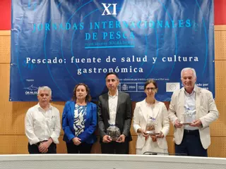 Expertos recetan «todo el pescado posible» para ganar en salud