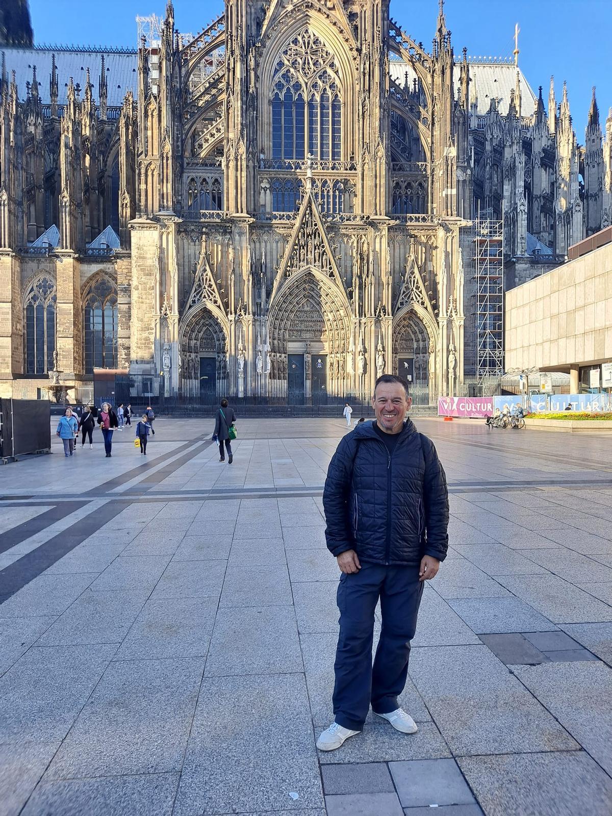 Uno de los momentos que "Pichi" se toma para reponer fuerzas entre etapa y etapa.