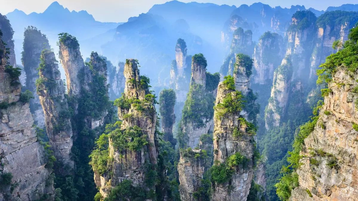 El lugar más espectacular de China no es su Gran Muralla, es esta montaña (hay que verla para entenderlo)