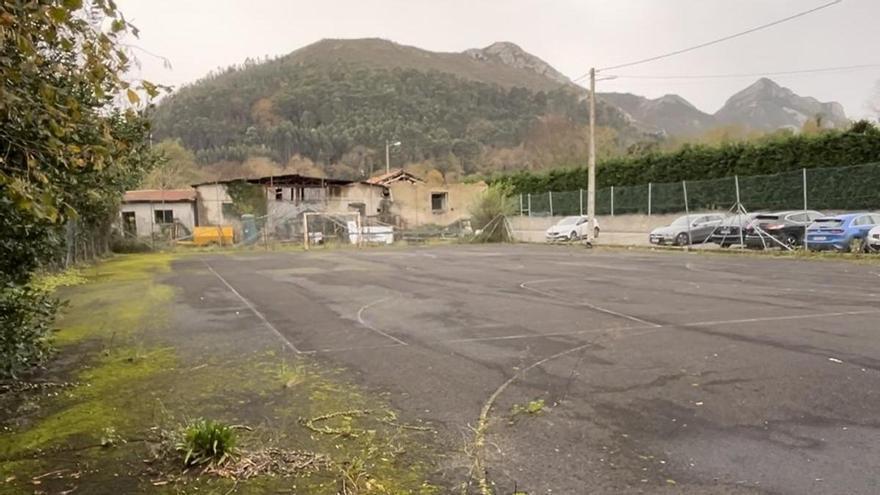 Esta es la propuesta del PSOE de Llanes para la cancha deportiva «abandonada» de Nueva