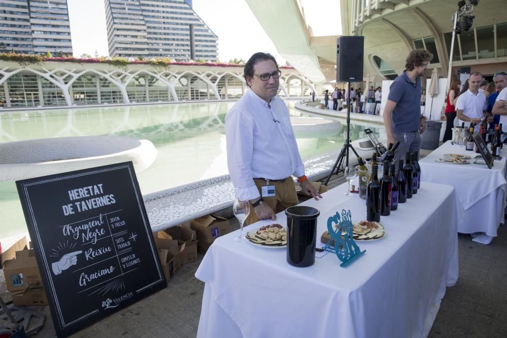 Fiesta del vino de la DOP Valencia en Les Arts