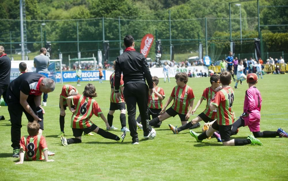 3.000 pequeños futbolistas en Abegondo