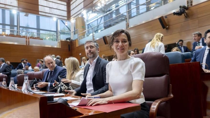 Ayuso anuncia que Madrid recurrirá el decreto de regularización de extranjeros del Gobierno