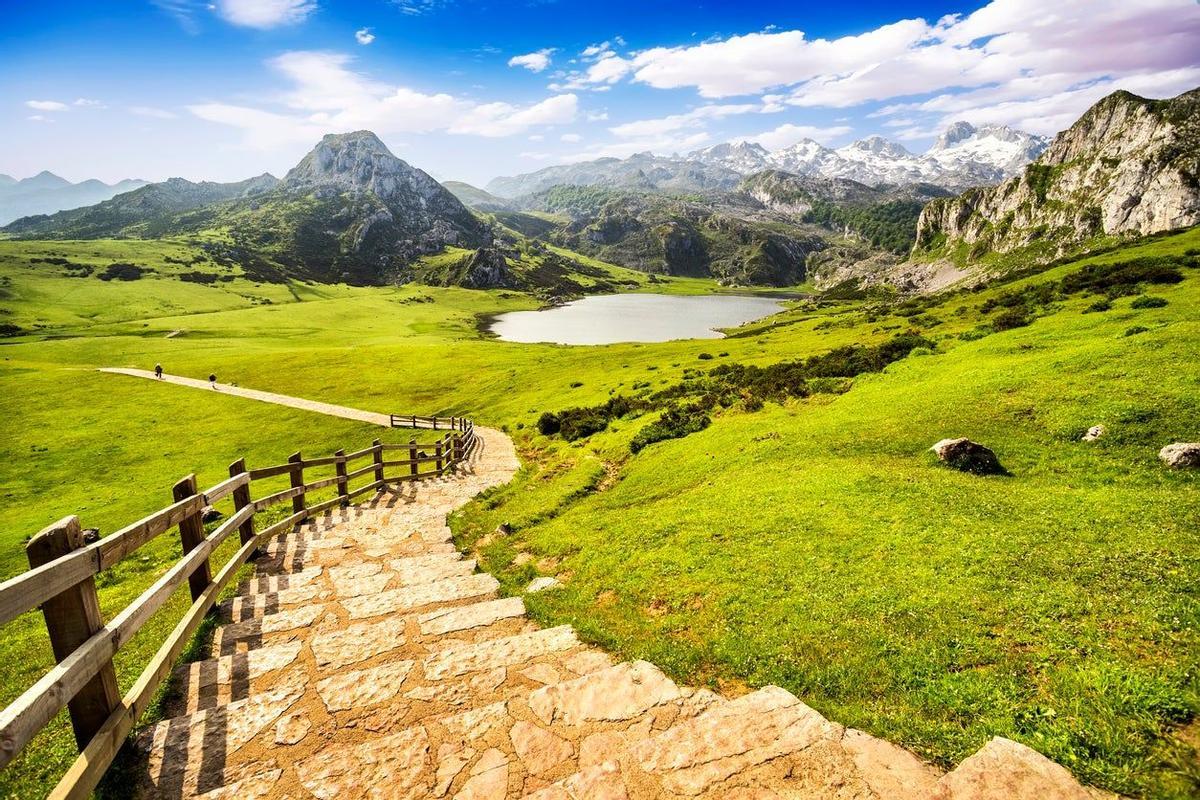 Lago Ercina, en los lagos de Covadonga, Asturias