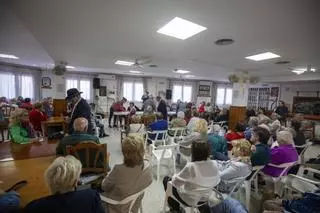 Fundació Sa Nostra, dueña del local de jubilados de Son Cladera: «Llevan sin pagar desde 2021»
