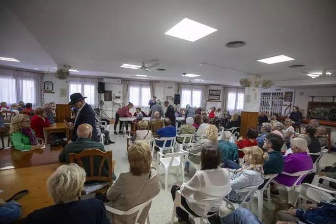 Fundació Sa Nostra, dueña del local de jubilados de Son Cladera: «Llevan sin pagar desde 2021»