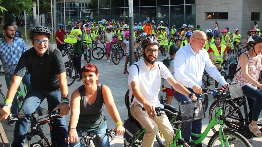 Cuatro colegios participan en la Ruta Ciclista Escolar