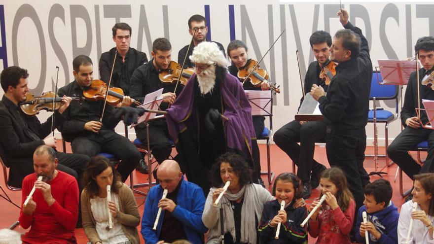 La OCAS, en un encuentro de musicoterapia en el HUCA.