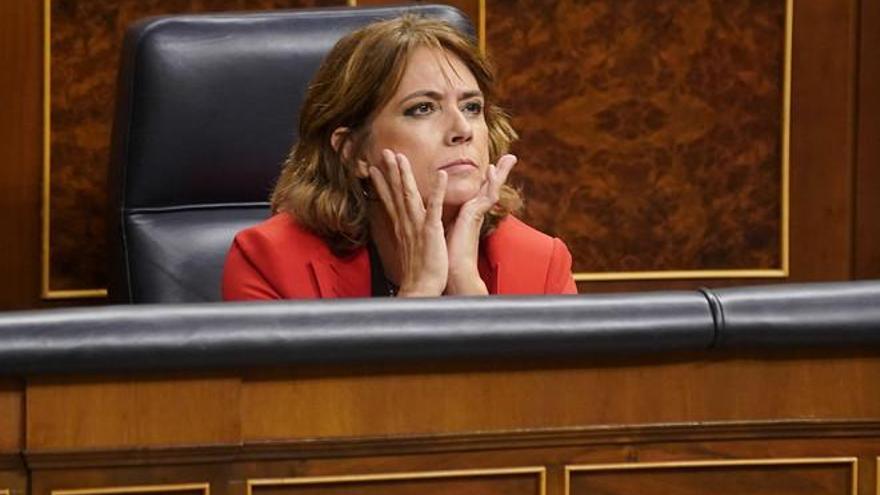 Fiscales conservadores avisan a Delgado de que estarán atentos a su actuación