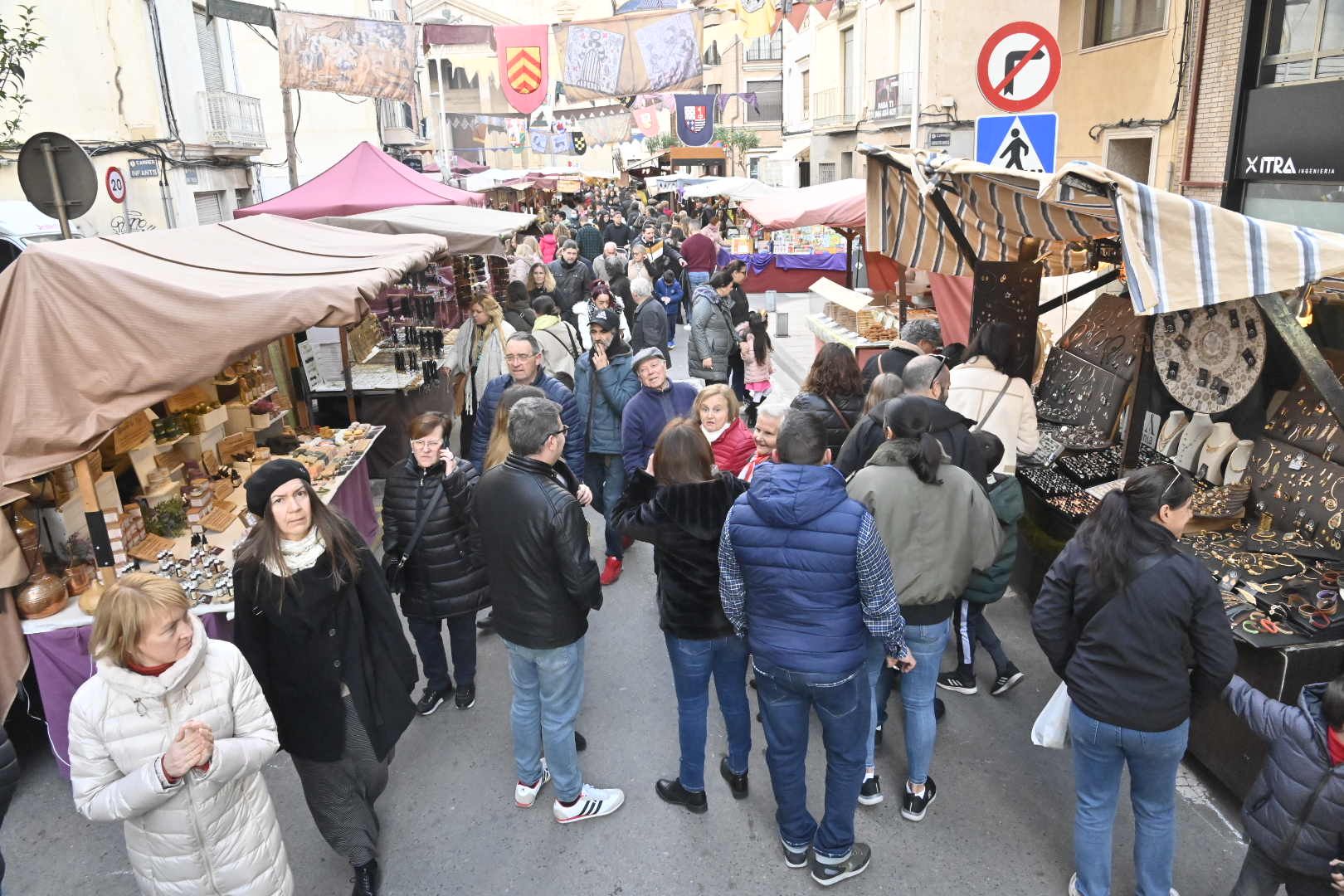 Acércate en imágenes al mercado medieval de Vila-real