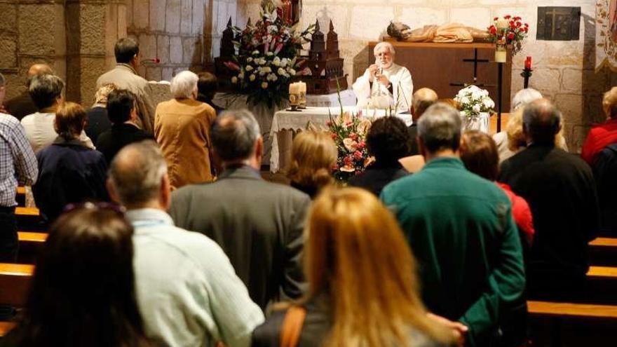 La iglesia del Sepulcro acoge la primera novena de la Virgen de la Guía