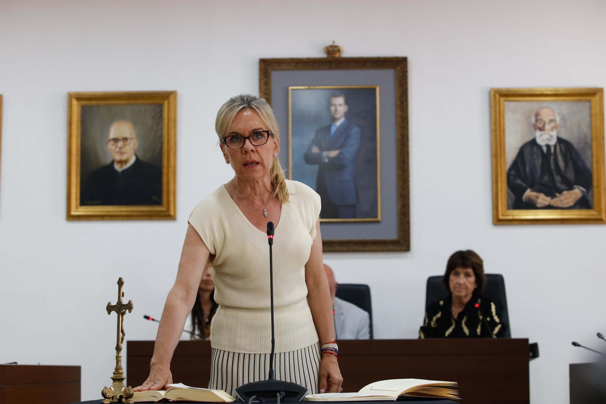 Galería de imágenes de la toma de posesión de Vicent Roig como alcalde de Sant Josep