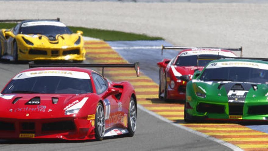 Ferrari Challenge en Cheste.