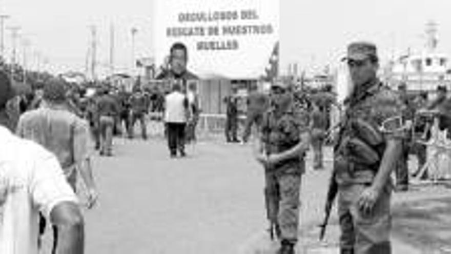 Chávez nacionaliza 60 empresas de servicios de las petroleras