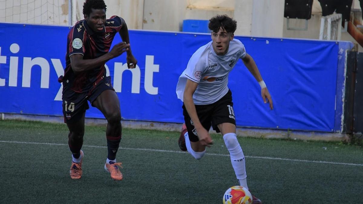El Ontinyent 1931 en el partido contra el Atlético Levante, la pasada jornada.