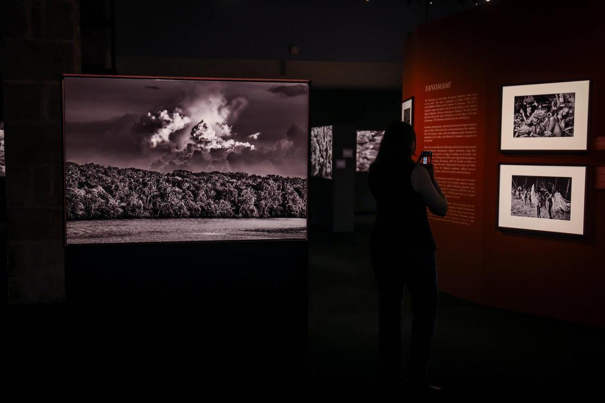 Exposición fotográfica Amazônia, de Sebastião Salgado, en Barcelona