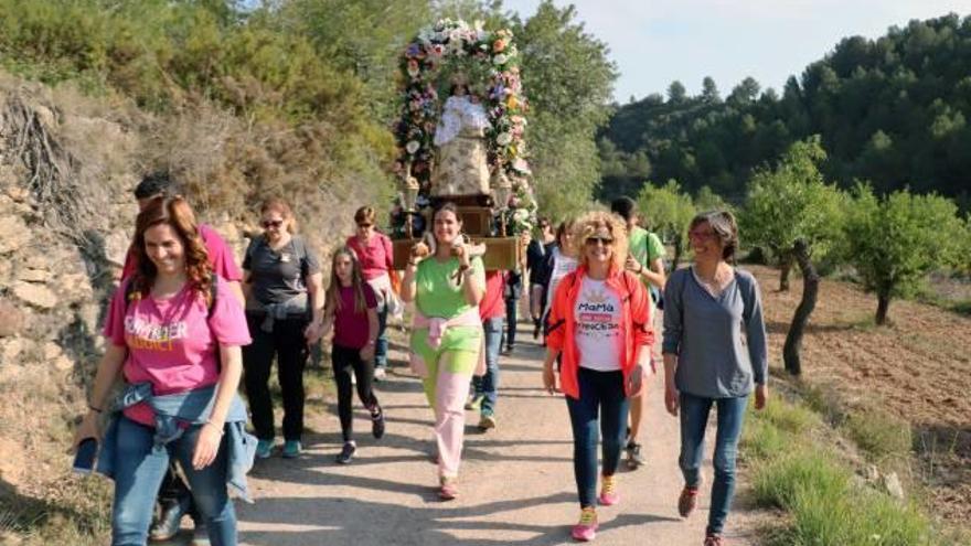 La patrona de Cabanes, en les Santes