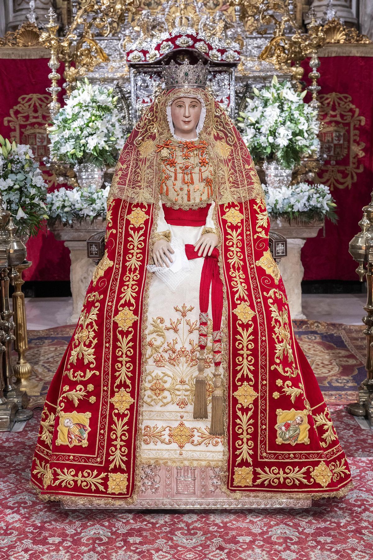 Todos los detalles del besamanos de la Virgen de los Reyes