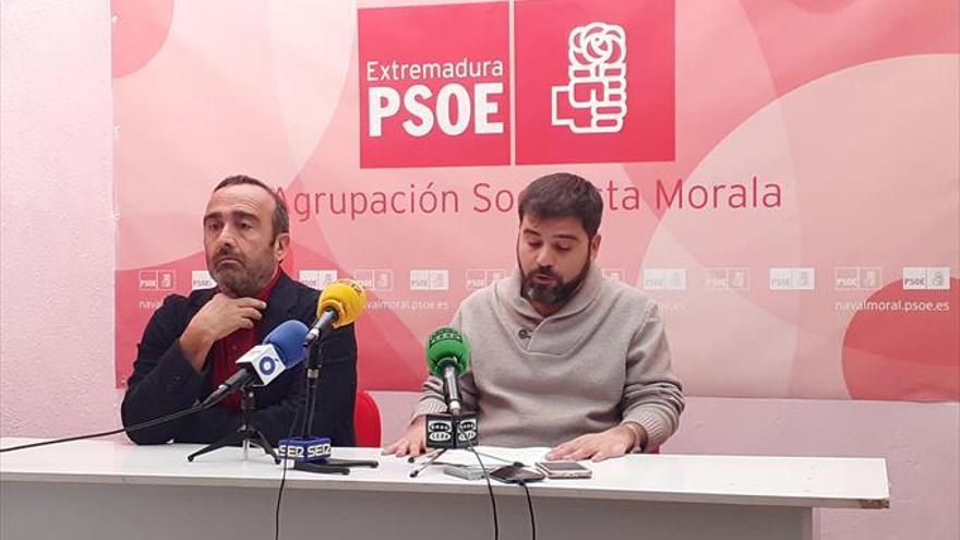 El PSOE defiende a la alcaldesa del «acoso personal» de la oposición