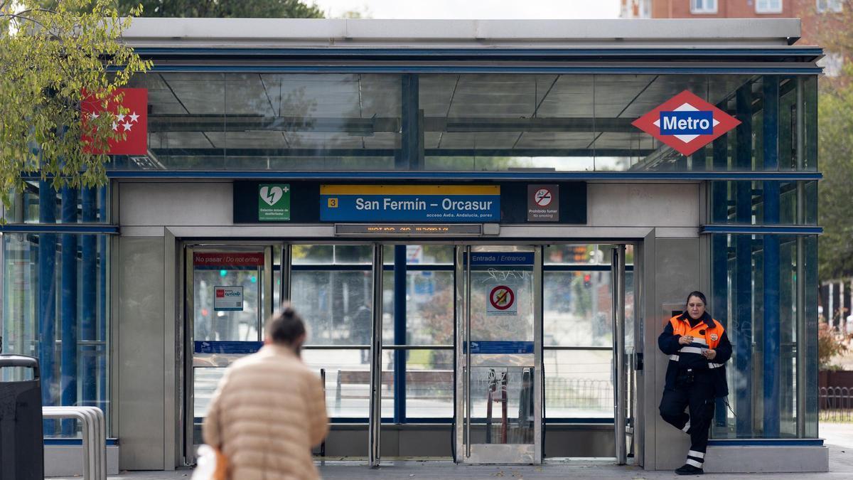 La estación de Metro de San Fermín-Orcasur de la línea 3.