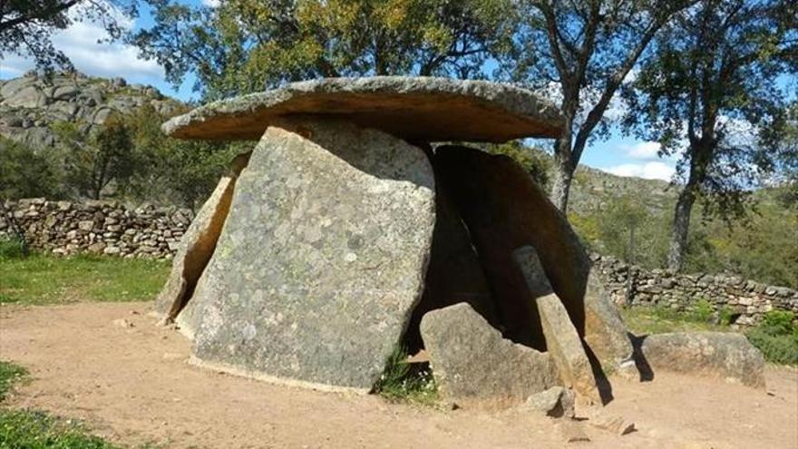 Valencia de Alcántara creará nuevas rutas de dólmenes