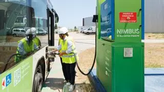 Barcelona estrena su primer autobús impulsado por biometano procedente de aguas residuales