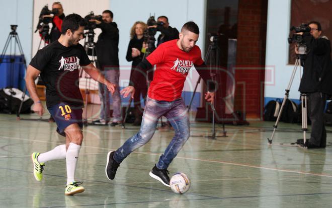 Jordi Alba y Juan Carlos Navarro, entrenadores por un día