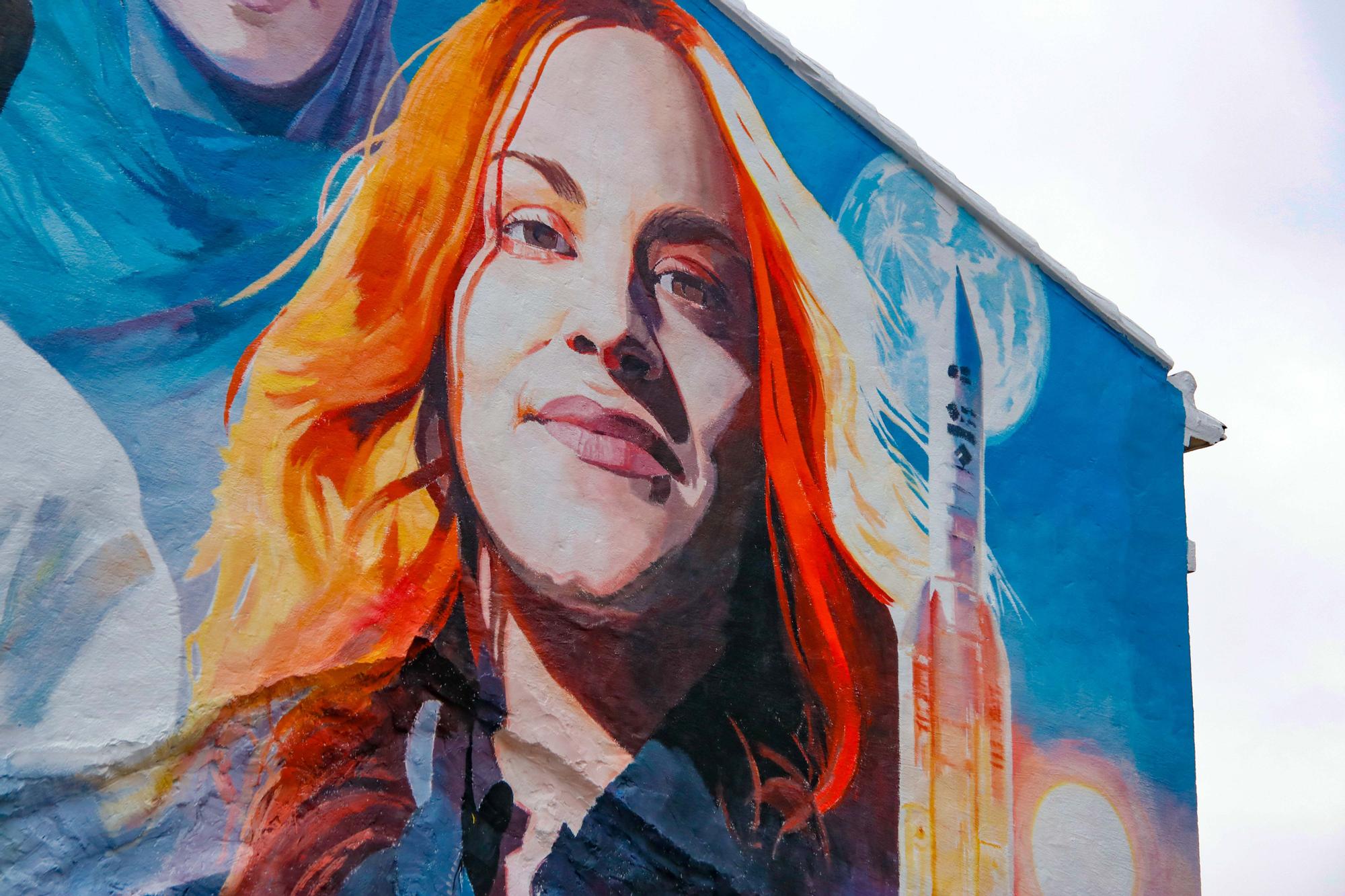 El mural feminista de Cocentaina triunfa en el espacio