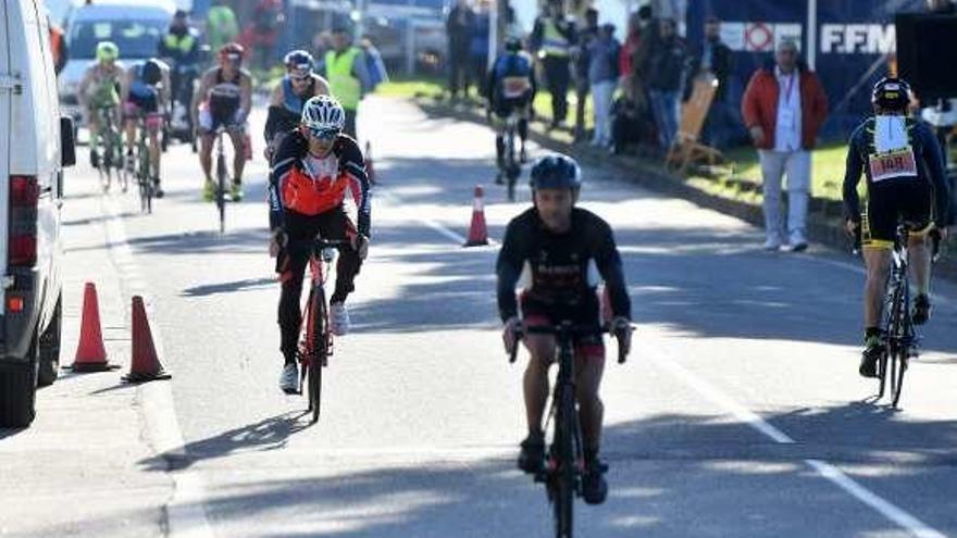 Una de las carreras a pie femeninas. // Gustavo Santos