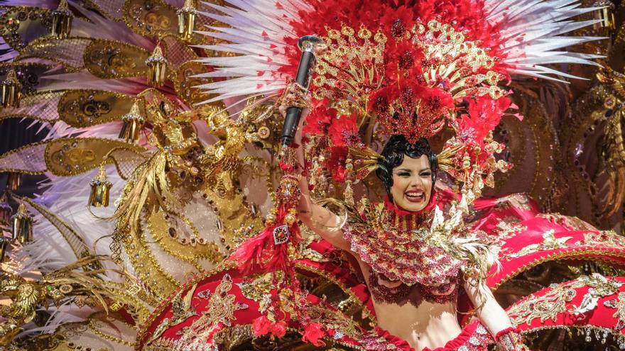 Ruth González, Reina del Carnaval de Santa Cruz de Tenerife 2022.