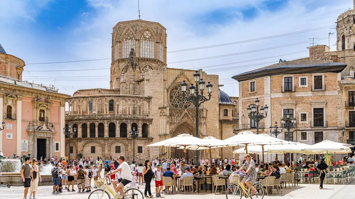 La mejor ciudad del mundo para jubilarse está en España: playa, cultura y un inglés decente